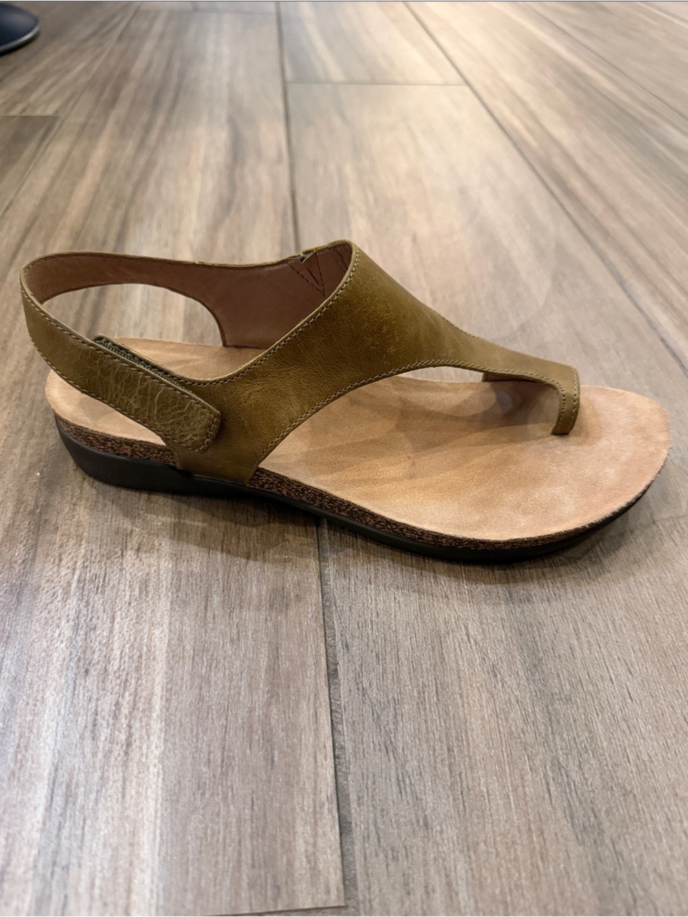 Dansko Reece Cactus Waxy Burnished Wmn’s Olive Green Leather Sandal Sz 39 -8.5/9